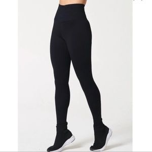 NUX Extra High Rise Luxe Leggings